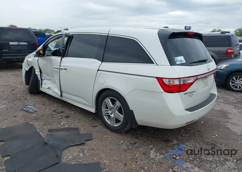 2013 Honda Odyssey Touring/Touring Elite from USA, damaged, VIN 5FNRL5H96DB074819